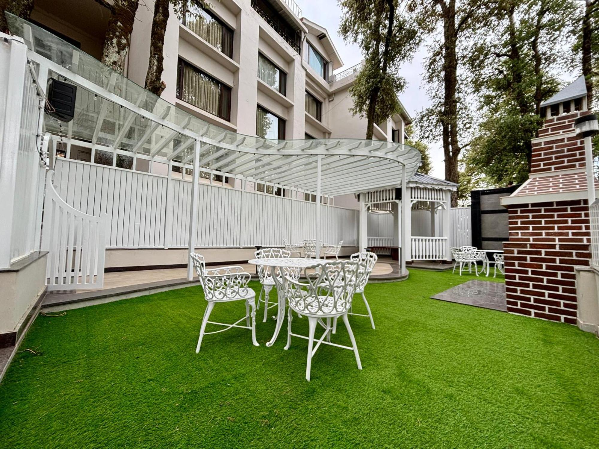 Indraprastha Resort Dalhousie Eksteriør bilde